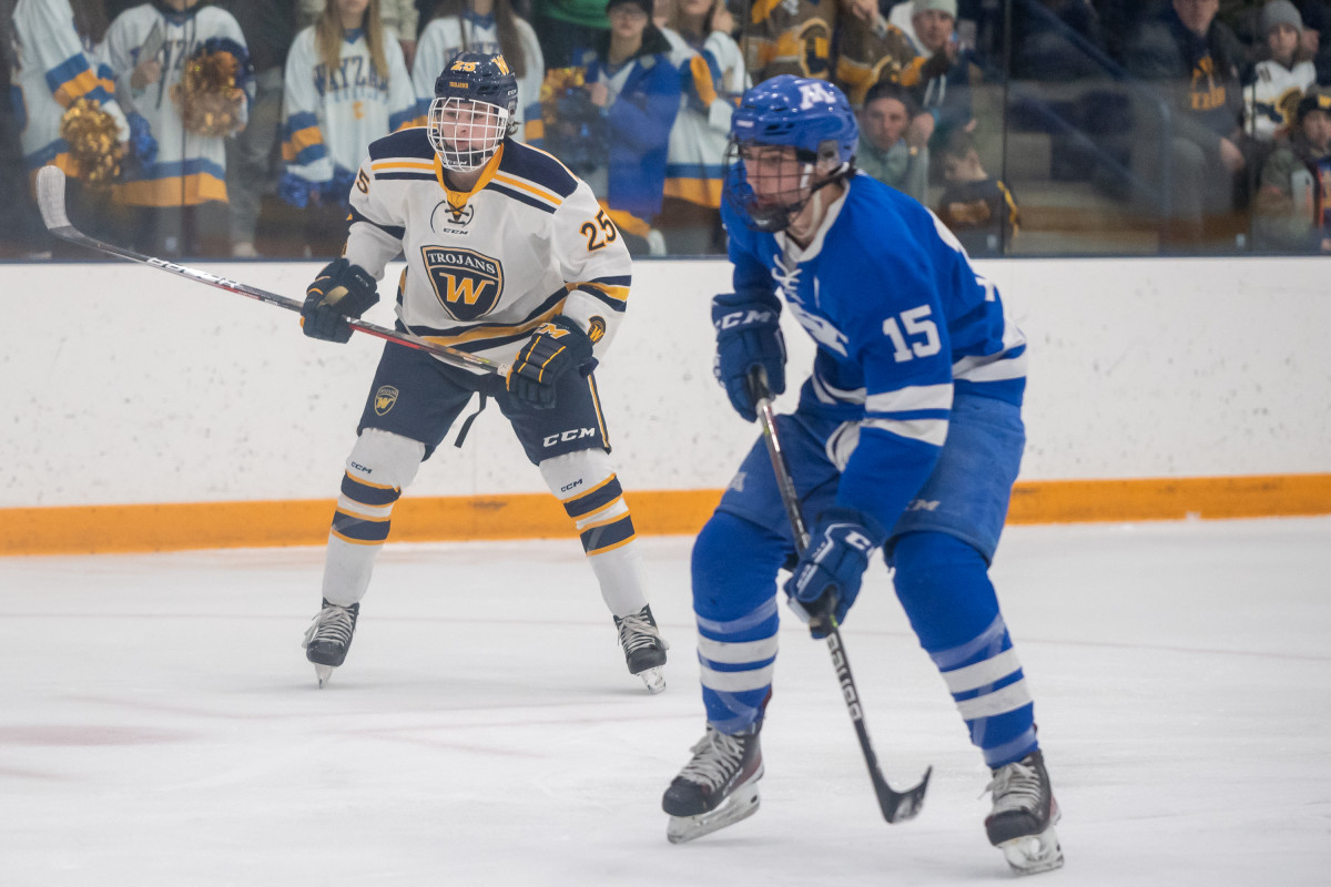 Minnetonka vs Wayzata Feb2-23 Earl Ebensteiner47